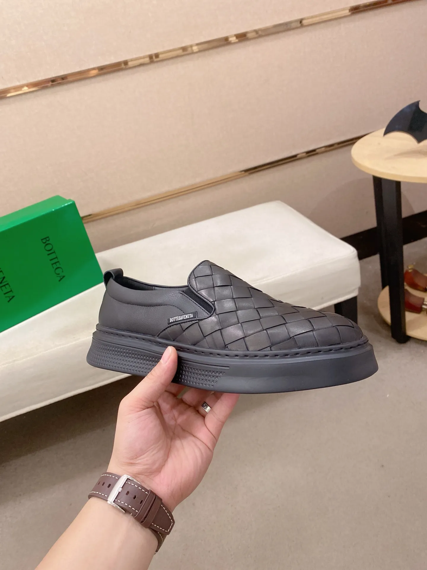 Men's shoes💰 500💰 【BV】The latest hot style‼ ️Casual men's shoes, uppers imported first-layer cowhide. Fully imported first-layer leather lining✔️Exquisite workmanship, excellent foot feel, special rubber sole✔️, cool and fashionable, the latest fashion, fashionable outsole, hurry up. Code number: 38-44